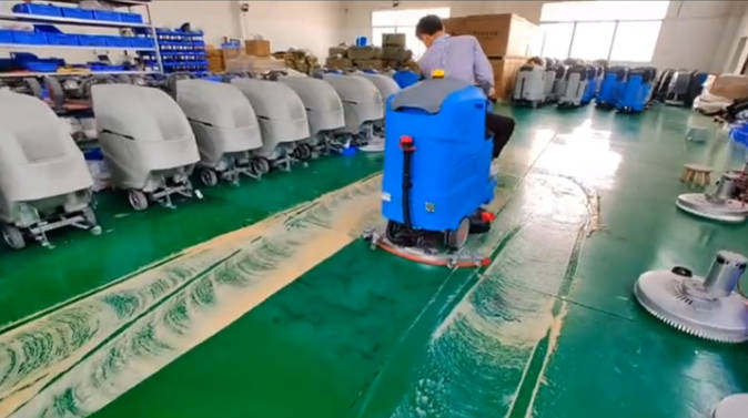 呼和浩特2023年还在用人工的物业保洁不妨试试洗地机吧